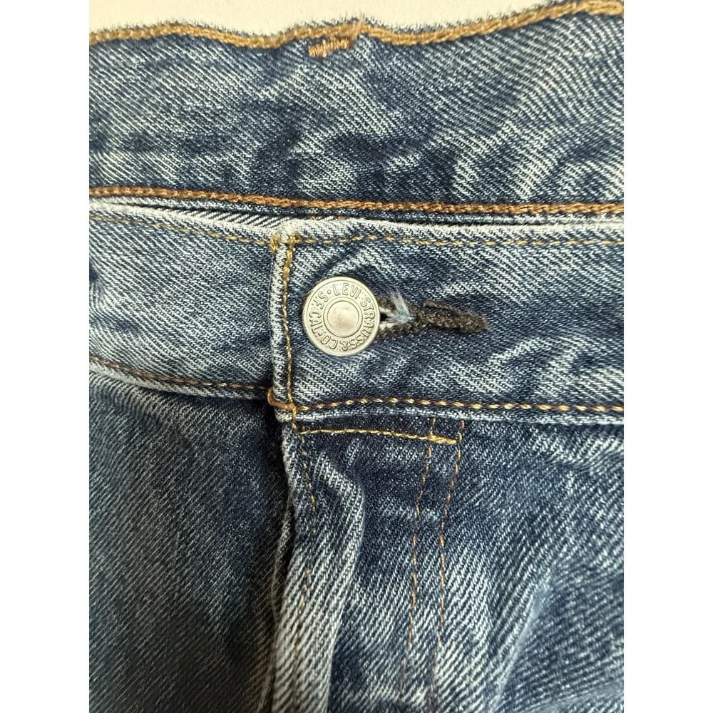 Levi's 501 Men's Jeans 34x34 Light Wash Button Fly Straight Leg Denim 00501-0193